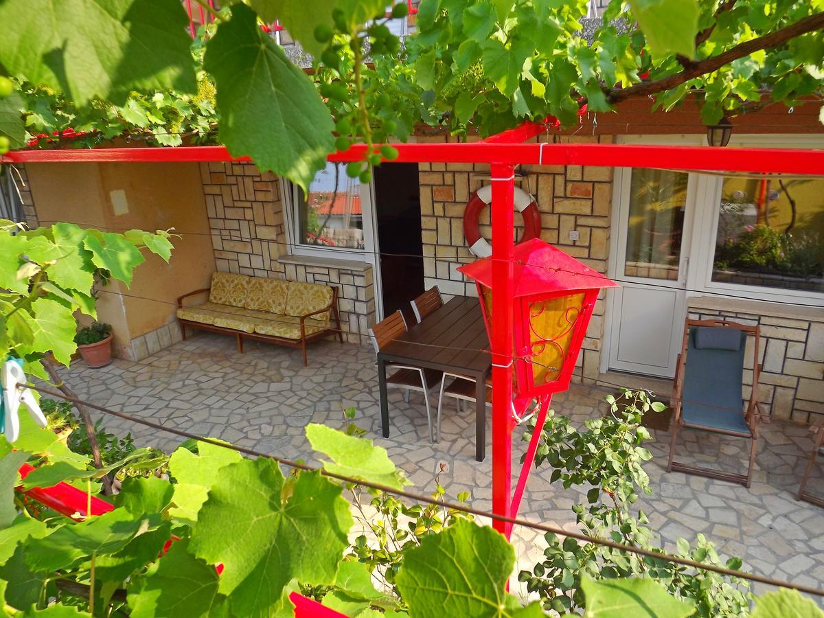 Apartments Maricic 200 Meters From The Beach Novi Vinodolski Zewnętrze zdjęcie