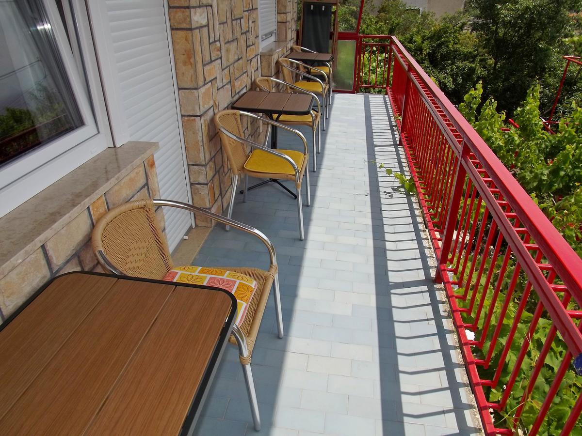 Apartments Maricic 200 Meters From The Beach Novi Vinodolski Zewnętrze zdjęcie