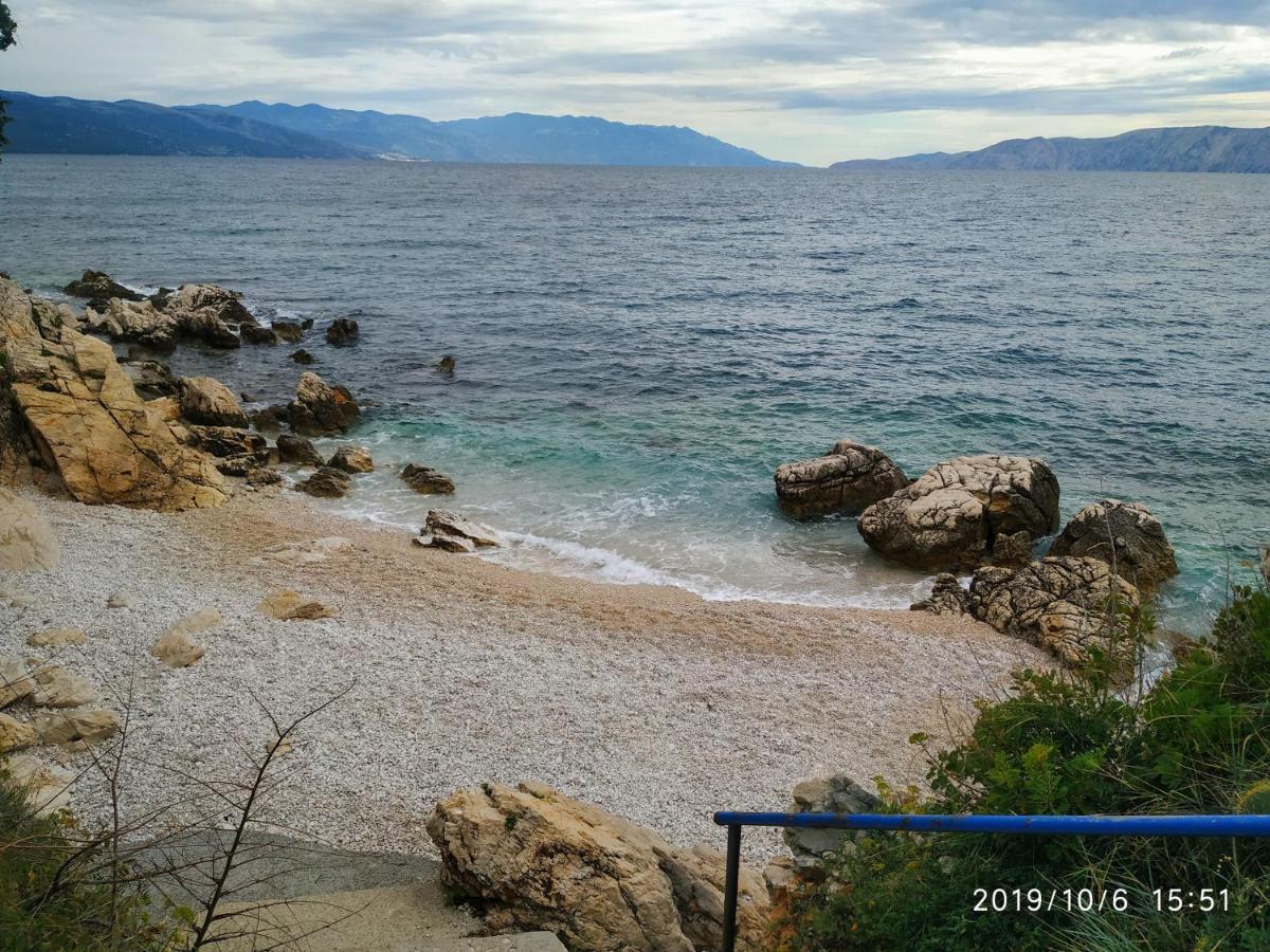 Apartments Maricic 200 Meters From The Beach Novi Vinodolski Zewnętrze zdjęcie